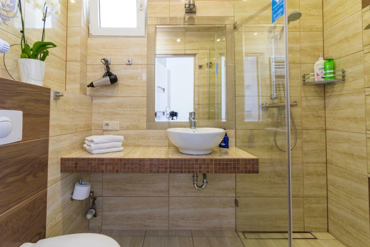 Villa Aida Pokoje Goscinne Гданск Екстериор снимка